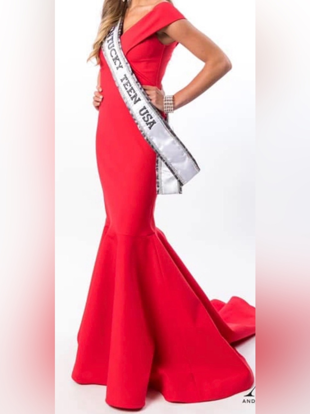 Red Mermaid Evening Gown with Train Formal Pageant Wear
